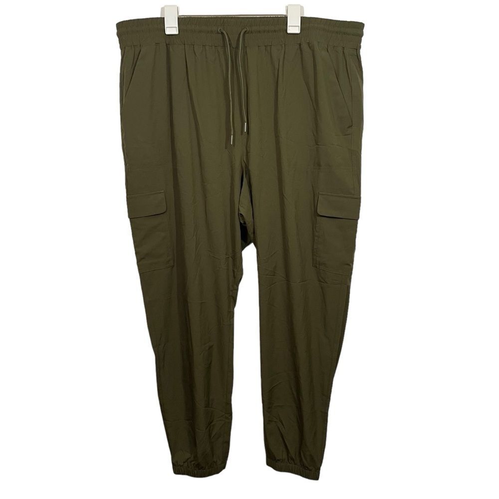 NWOT Old Navy Olive Stretch Tech Tapered Athletic Joggers
